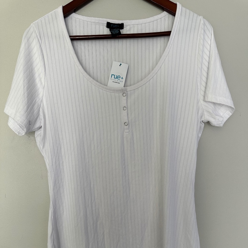 NWT White Ribbed Stretchy Short Sleeve Tee T Shirt